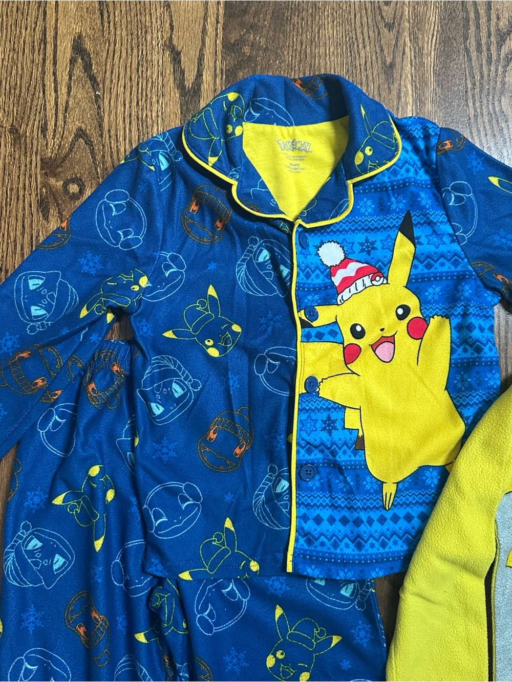 Pokémon PJs - Picture 2 of 3